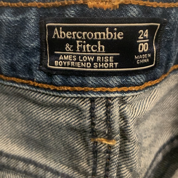 Abercrombie & Fitch Denim Shorts 👖 - Picture 4 of 4